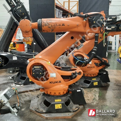 KUKA KR 180 R2900 Robot System w/ KRC4 Controller