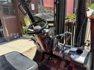 Used NISSAN "MP1F2A25LV" Liquid Propane Forklifts Illinois US | MachineryMax #1337453