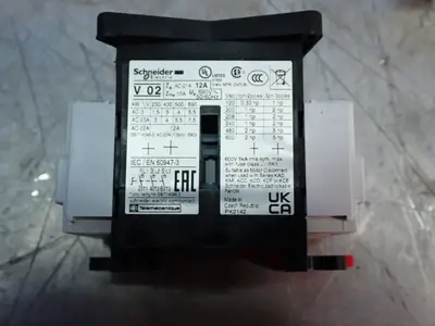 USED SCHNEIDER ELECTRIC VCCF02