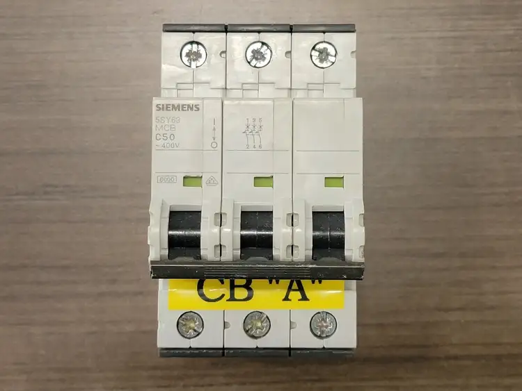 Used SIEMENS 5SY6350-7 Switchgears British Columbia CA | Lenmark #242662