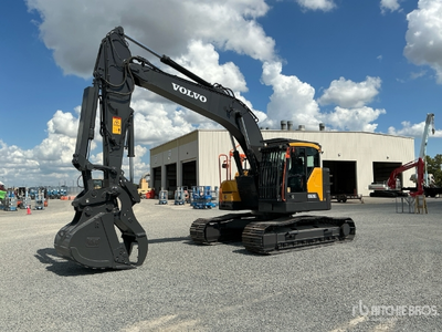 USED 2024 Volvo ECR235E