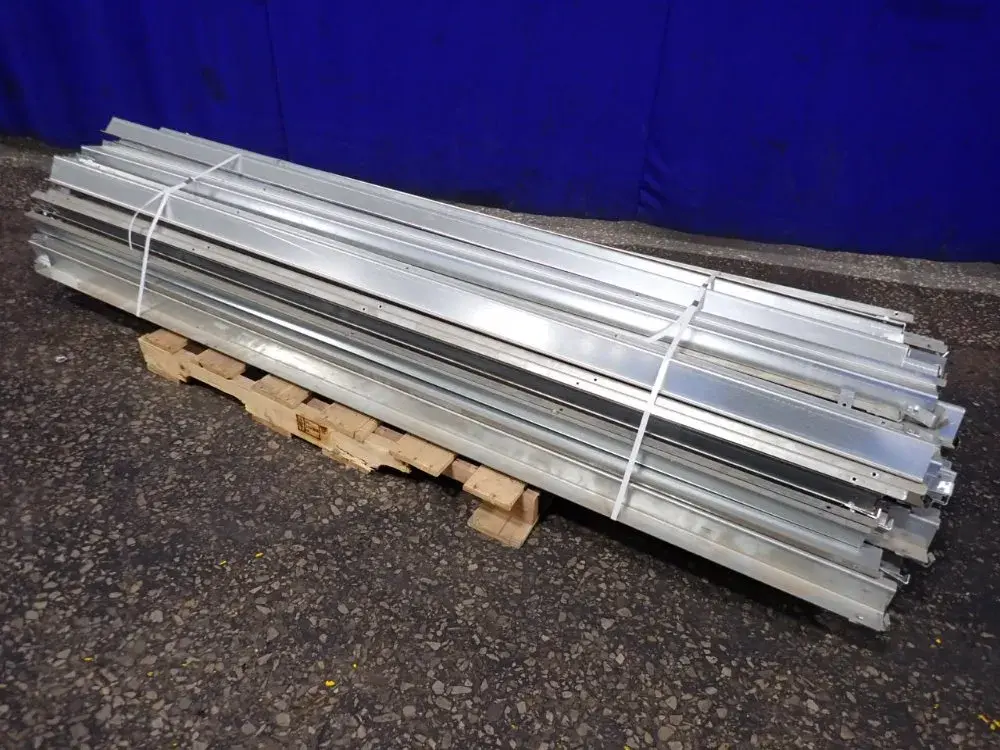95" Metal Brackets