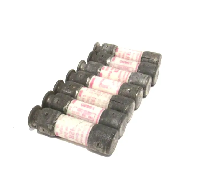 LOT OF 7 NEW SHAWMUT TR2R FUSES
