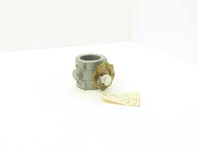 North American Mfg 1122-4 Manual Butterfly Valve Gas/Air 2"NPT Threaded