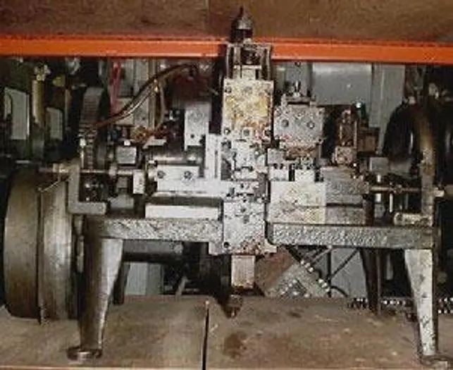 Used _UNKNOWN_ 28 X 21" X 19"H Chain Making Machines | Gold Machinery #439831