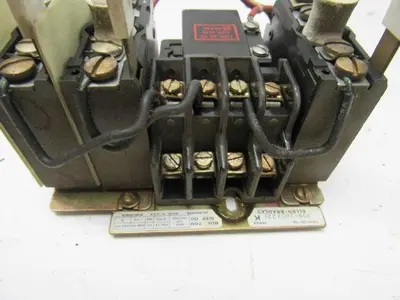 ALLEN BRADLEY 709-T0DX221 Ser K Size 00 Motor Starter Bul.709 3 Ph 2HP Max
