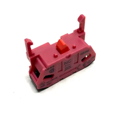 USED IDEC HEAVY DUTY CONTACT BLOCK, 22MM, RED, FINGER SAFE