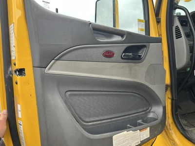 USED 2017 PETERBILT 567 6X4