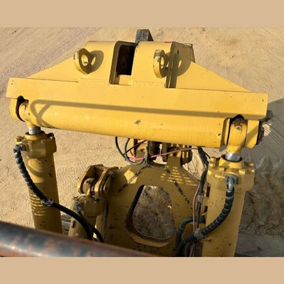 USED 2011 CATERPILLAR D11T