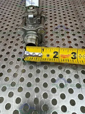 USED INLINE INDUSTRIES STAINLESS STEEL BALL VALVE W/ 1/2" SANITARY FITTING