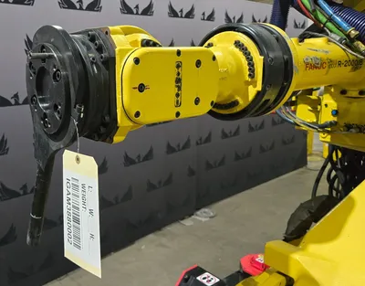 Used 2016 FANUC R-2000IB/210F + R30IB Robots Michigan US | iGAM Industrial Marketplace #1143906