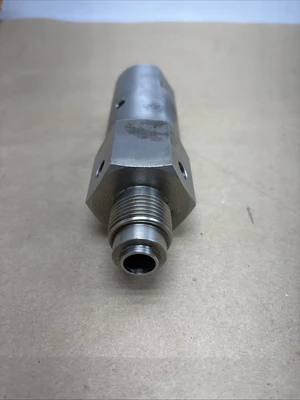 NIKKISO OIL RELIEF VALVE 2S4Ay-3.7V-76D1ESP  M50-0715A