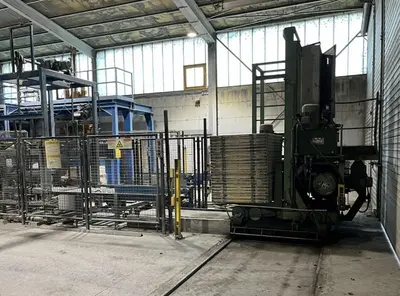 USED 1996 OMAG TRONIC 140/90-22