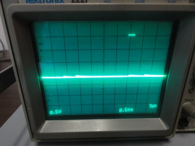 USED TEKTRONIX 2221