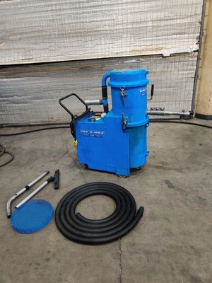 USED 1994 VAC-U-MAX 110