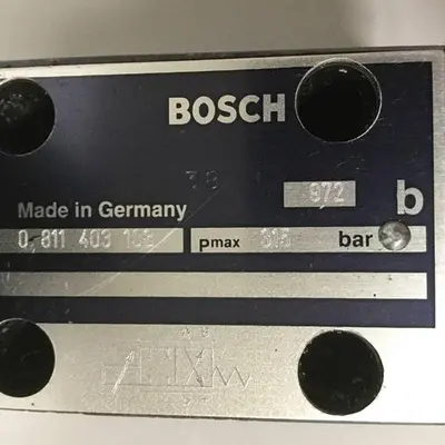 USED BOSCH 0 811 403 108 SERVO