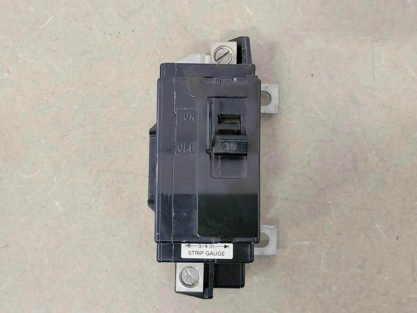 USED SQUARE D QO230