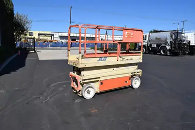 Used 1999 JLG 2033E Scissor Lifters California US | Big Truck & Equipment #1411644