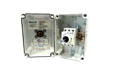 NEW MERSEN EDFS303RS0 DISCONNECT SWITCH ENCLOSURE