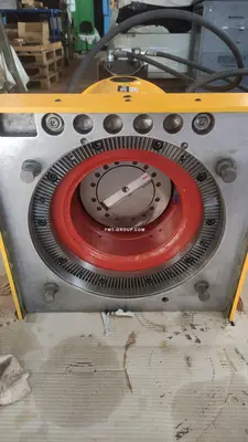 Used TOS VARNSDORF HUR 50 Milling Attachments & Heads SK | F.M.T. Group s.r.o. #1253181