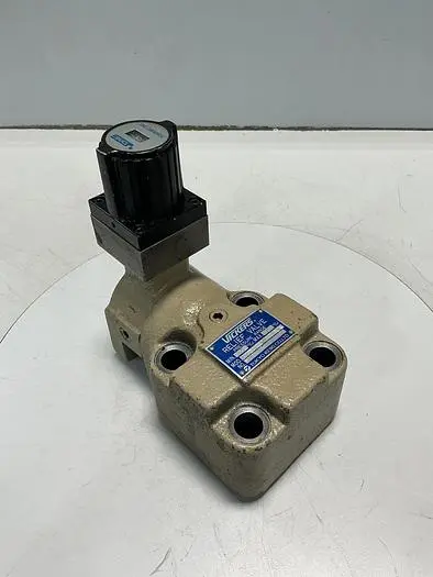 Used VICKERS TCG20-06-BYD3L-11-S105 Valves/Fittings Michigan US | Ideal Machinery #697227