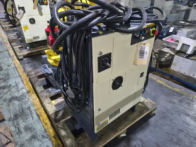 USED 2014 FANUC R-2000IB/210F + R30IB